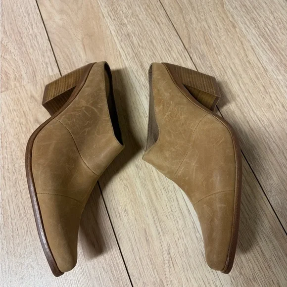 Jeffrey Campbell Hold ‘Em Pointed Toe Stacked Heel Mule - Picture 5 of 10